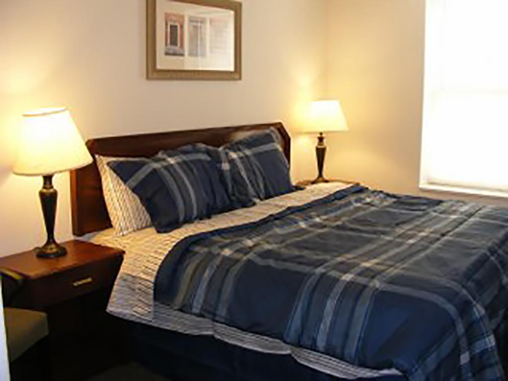 Beach Fantasy Apartment Suites 올드 오차드 비치 객실 사진